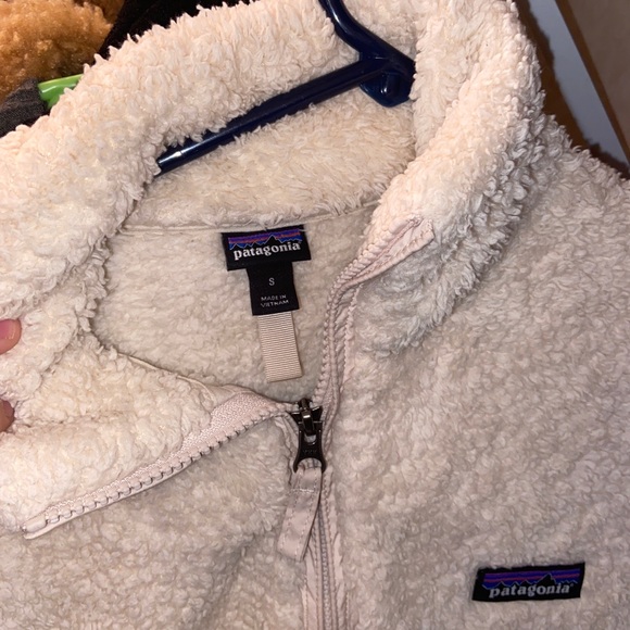 COPY - Patagonia pull over - Picture 3 of 3